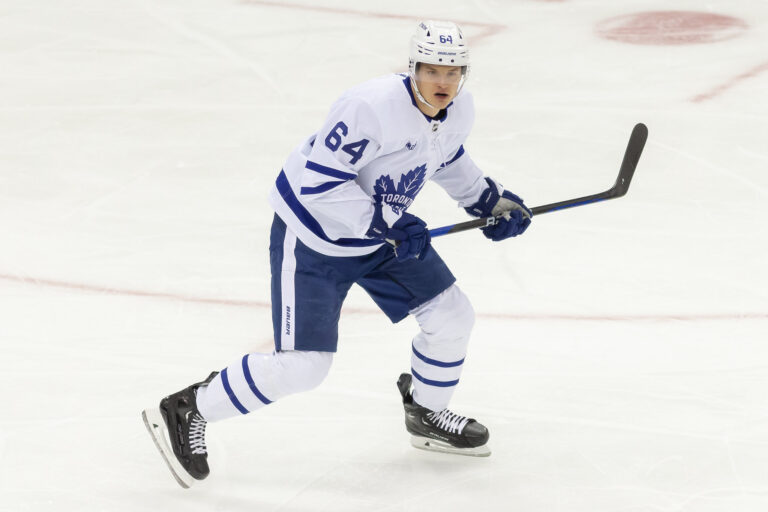 David-Kampf-Maple-Leafs.jpg