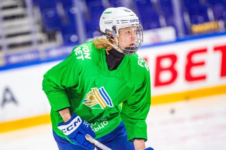 Alexander-Zharovsky-HC-Salavat-Yulaev-1-1200x800.jpg