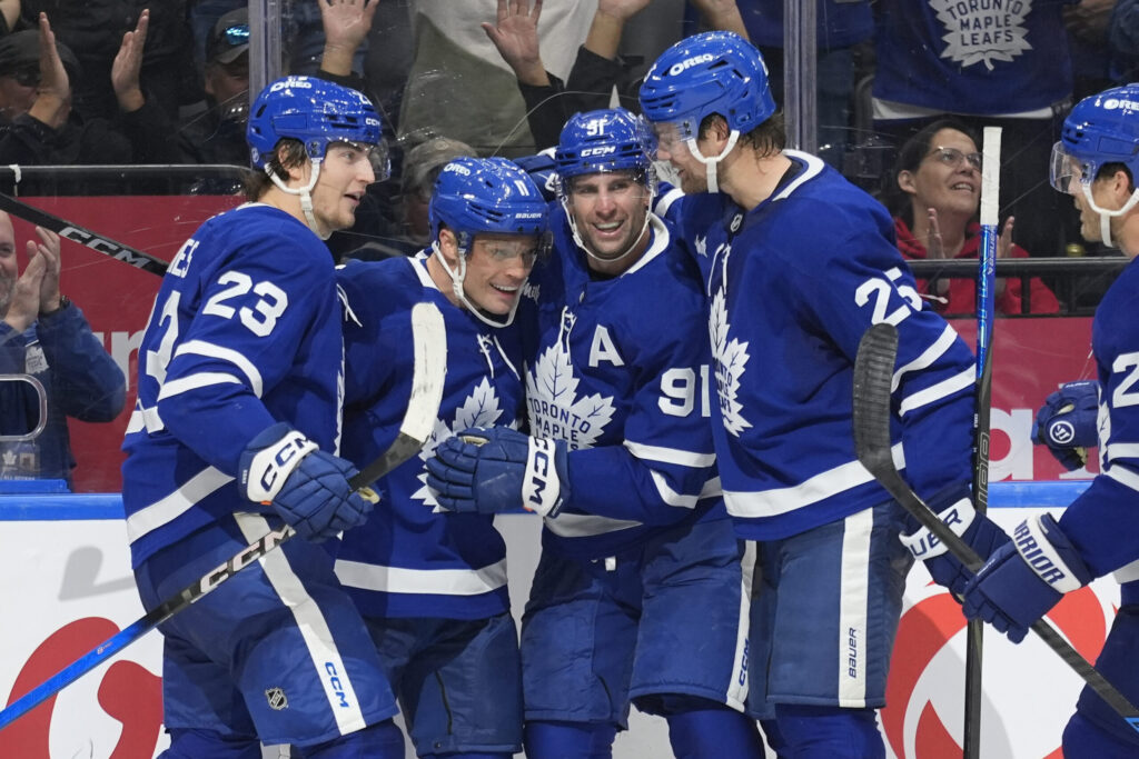 Maple-Leafs-Celebrate-3-scaled.jpg