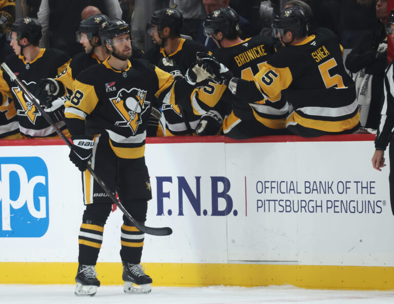 Parker-Wotherspoon-Penguins-scaled.jpg